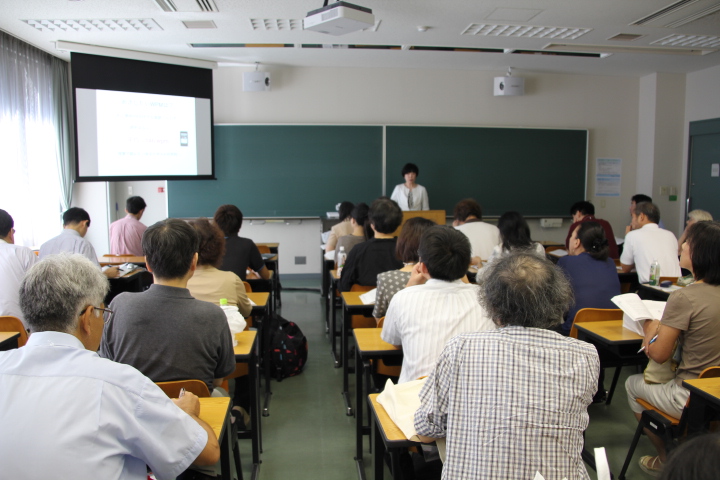 研究発表・実践報告・公募シンポジウム / Oral Presentations, Symposium