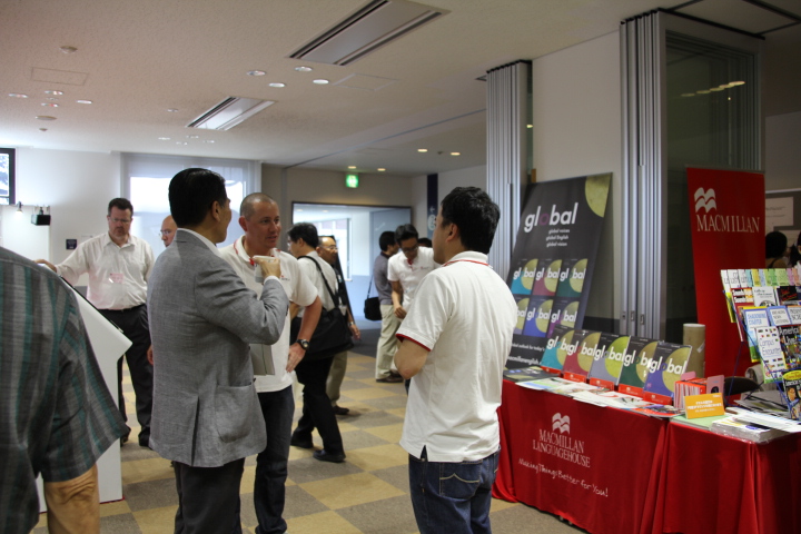 賛助会員展示 / Supporting Member Exhibits